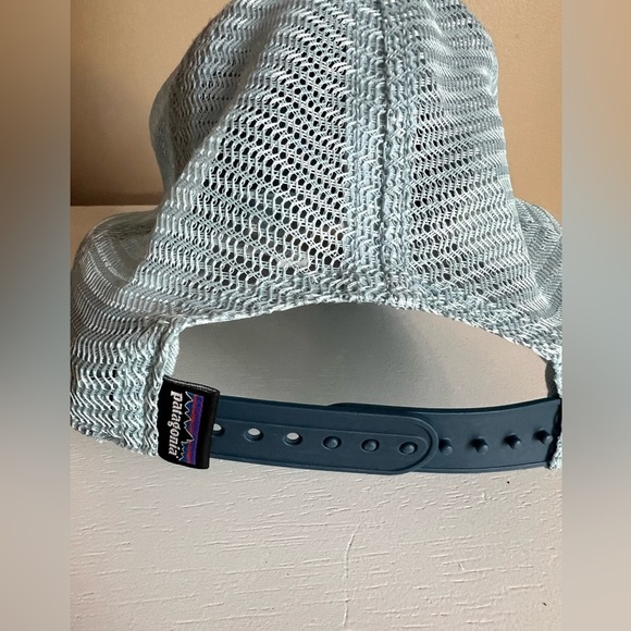 Patagonia trucker hat in two tone blues. - Picture 4 of 9